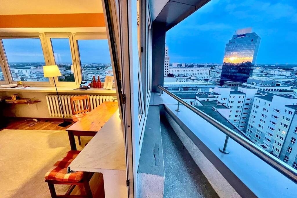 Apartamento Orange Metro Fast Wifi 1Gbs Big Tv Hbo Appletv Varsovia Exterior foto
