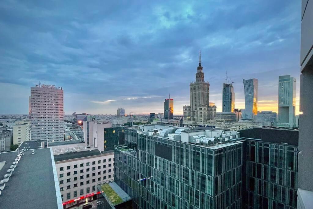 Apartamento Orange Metro Fast Wifi 1Gbs Big Tv Hbo Appletv Varsovia Exterior foto